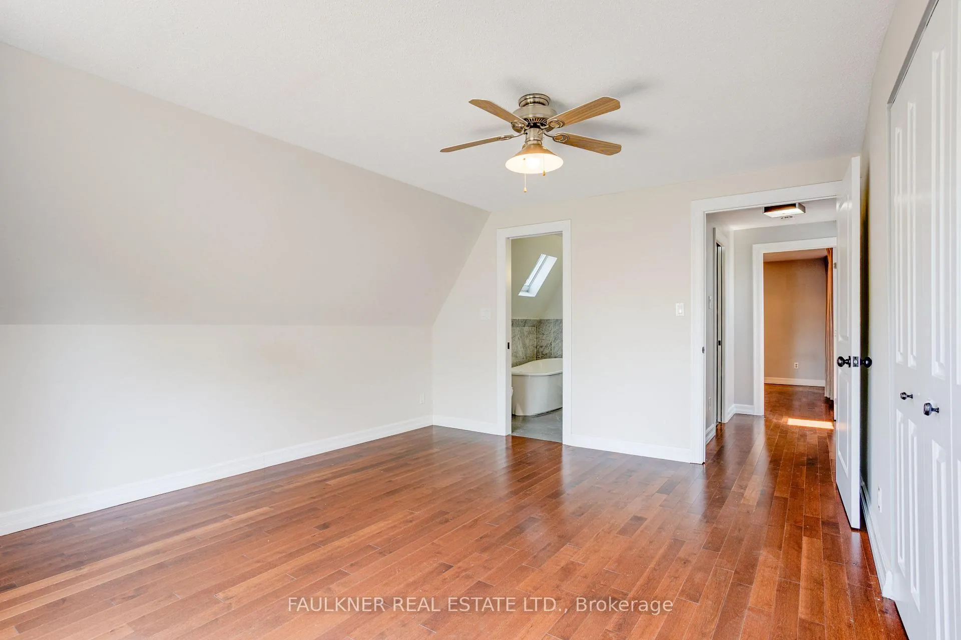 Photo 37 of 107 Blackburn Avenue, Ottawa, Sandy Hill — HOMEH