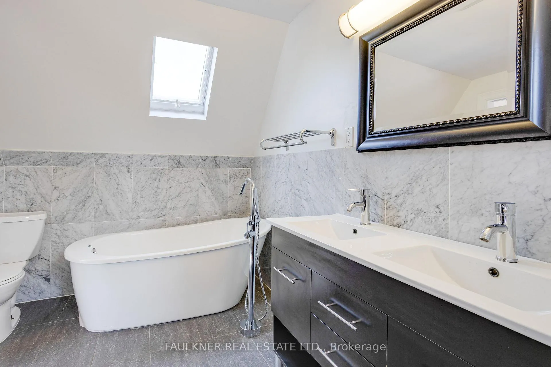 Photo 43 of 107 Blackburn Avenue, Ottawa, Sandy Hill — HOMEH