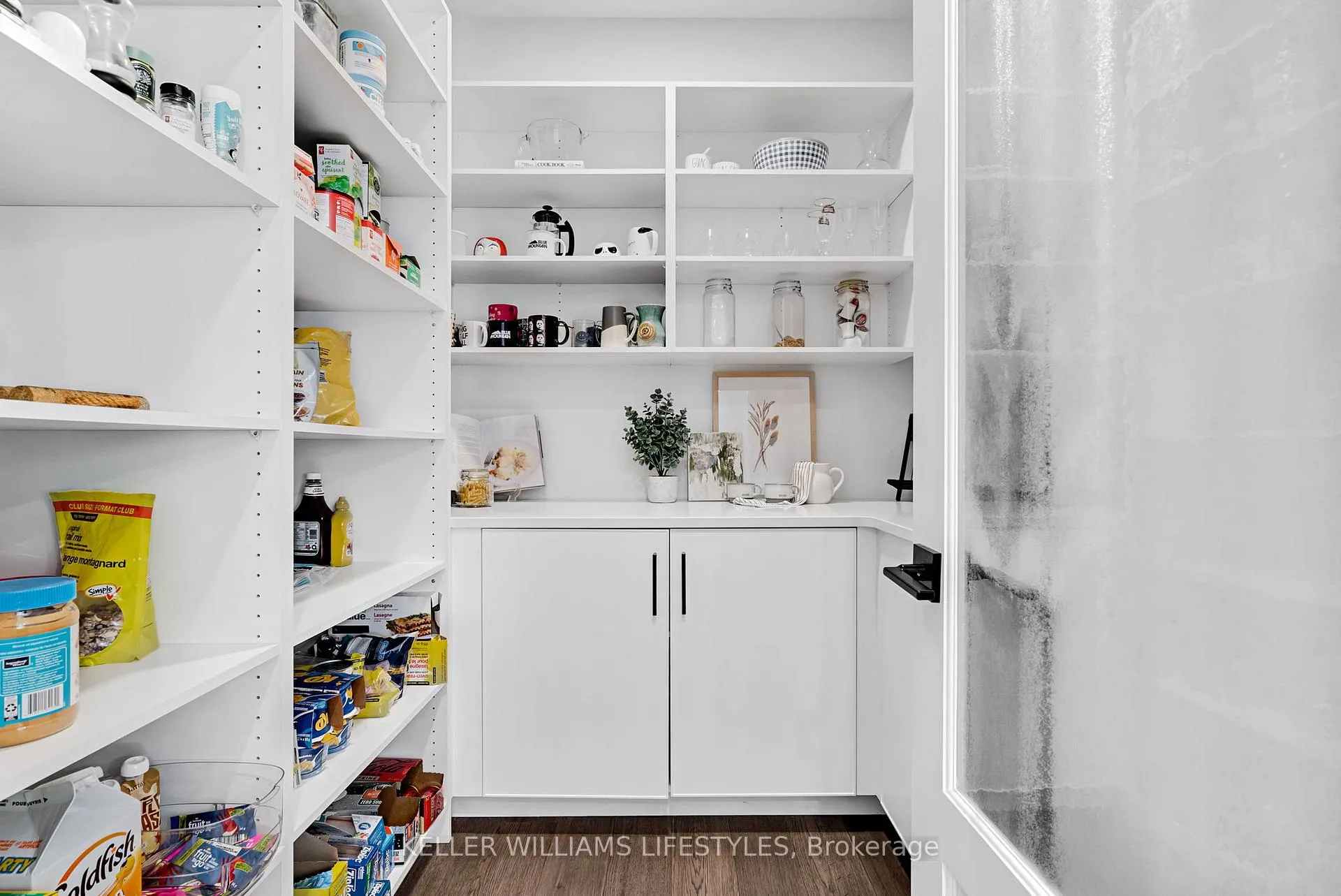 Photo 21 of 1724 Upper West Avenue, London, South B — HOMEH