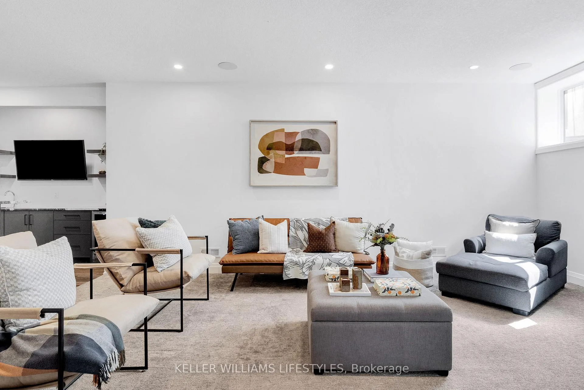 Photo 39 of 1724 Upper West Avenue, London, South B — HOMEH