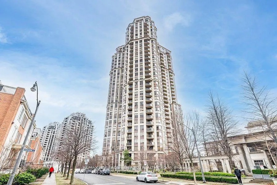 Front of Unit 2324, 80 Harrison garden Boulevard