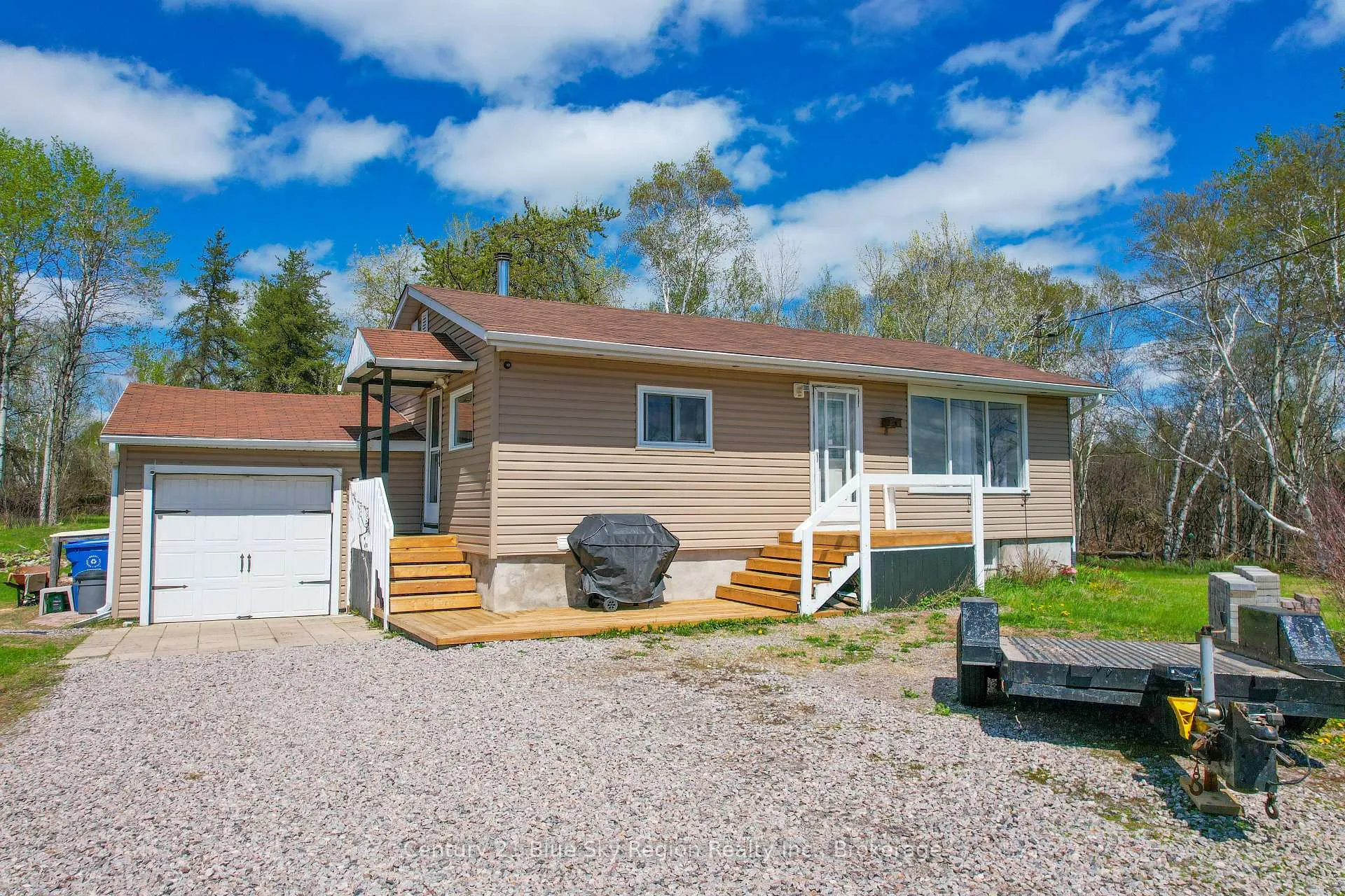 Photo 6 of 1742 Highway 17 E, East Ferris — HOMEH