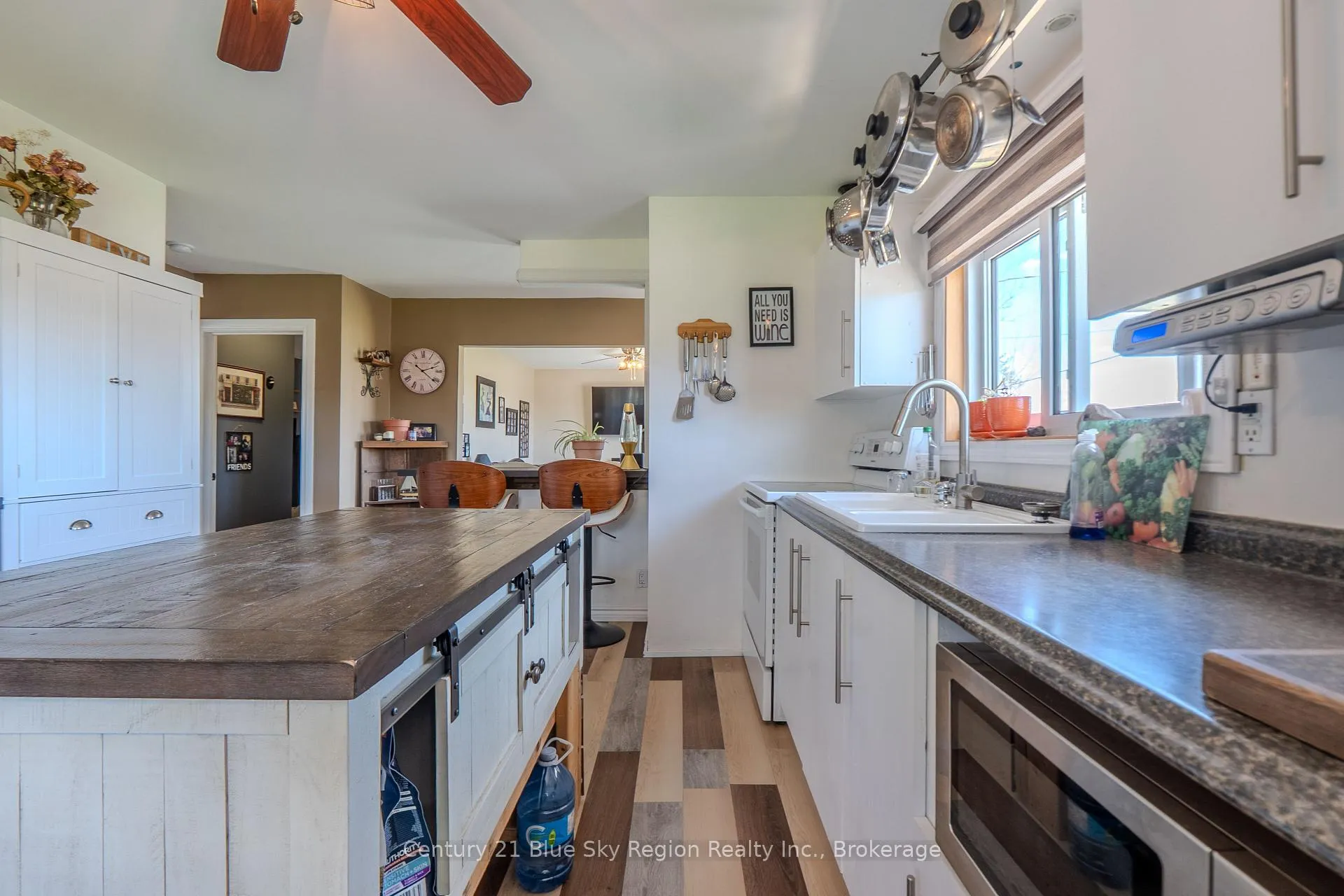 Photo 15 of 1742 Highway 17 E, East Ferris — HOMEH