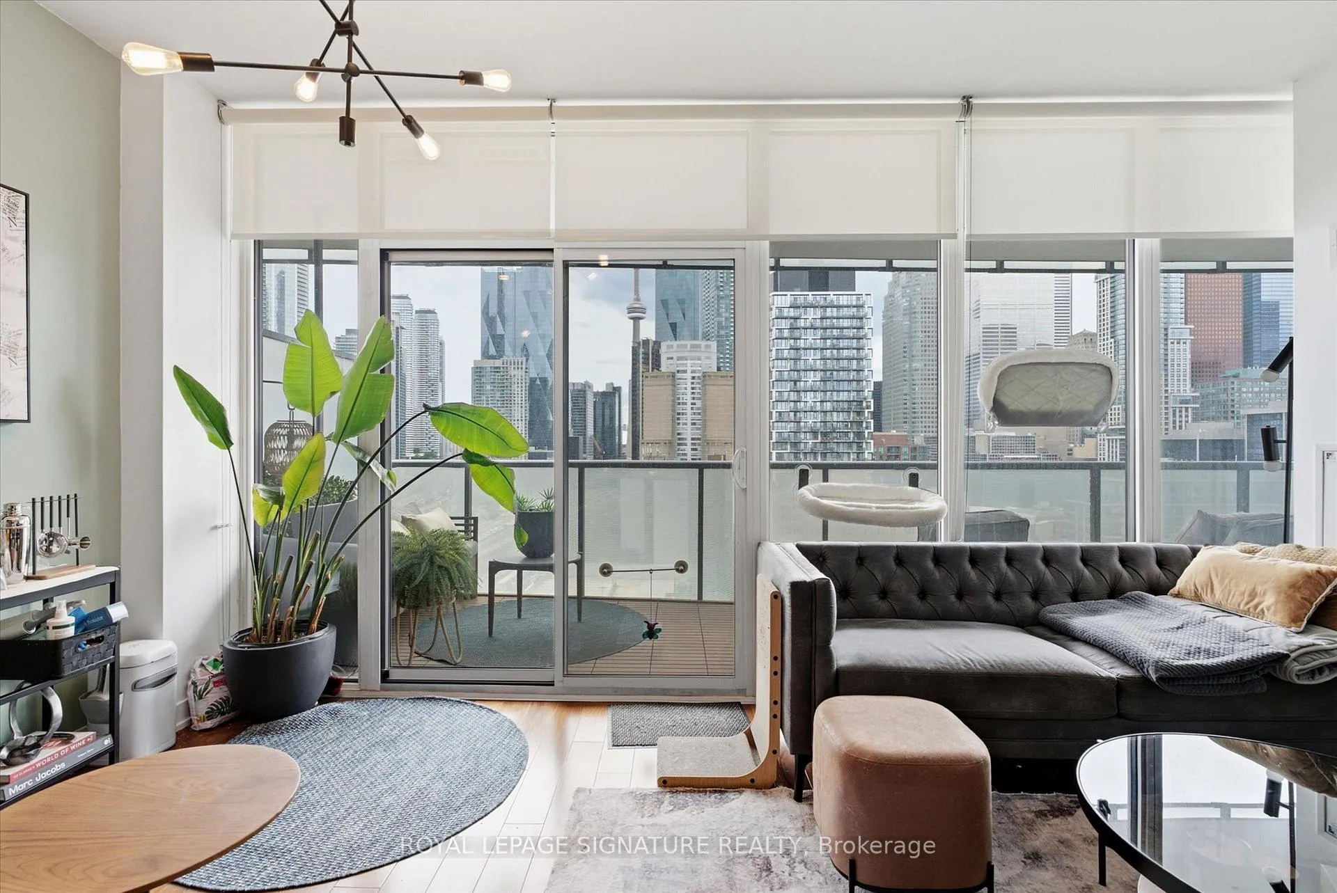 Photo 4 of Unit 1504, 1 Market Street, Toronto, Waterfront Communities — HOMEH