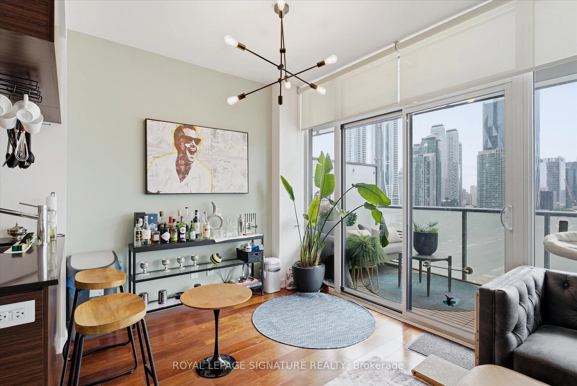 Photo 5 of Unit 1504, 1 Market Street, Toronto, Waterfront Communities — HOMEH