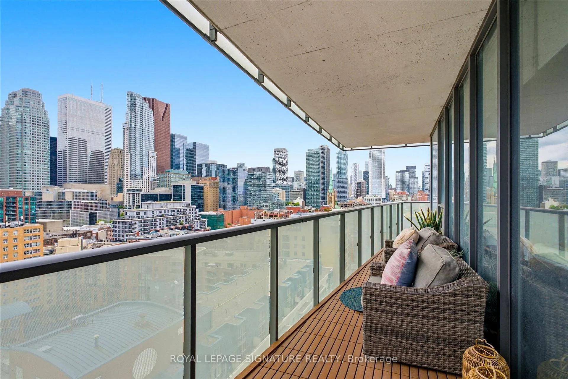 Photo 12 of Unit 1504, 1 Market Street, Toronto, Waterfront Communities — HOMEH