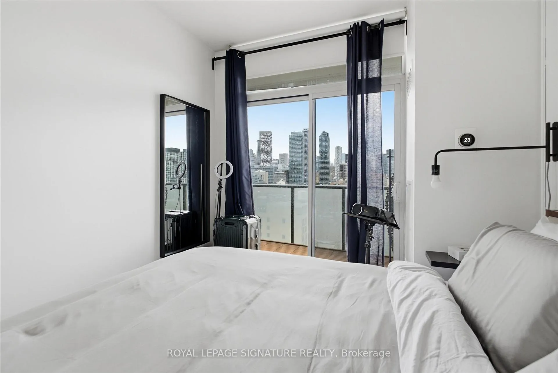 Photo 16 of Unit 1504, 1 Market Street, Toronto, Waterfront Communities — HOMEH