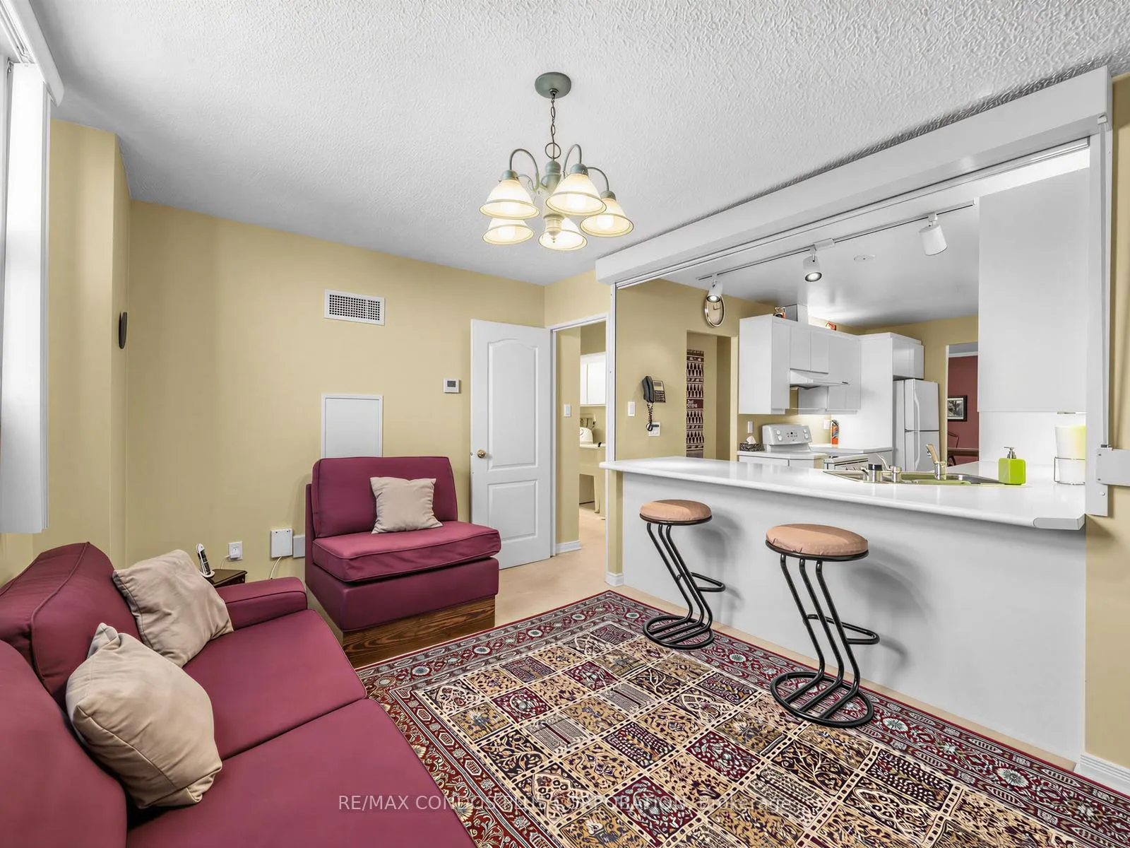 Photo 13 of Unit 1903, 299 Mill Road, Etobicoke, Markland Wood — HOMEH