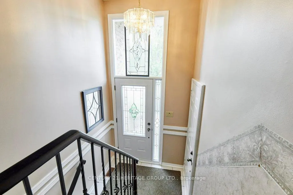 Photo 5 of 16 Concession Street E, Clarington, Bowmanville — HOMEH
