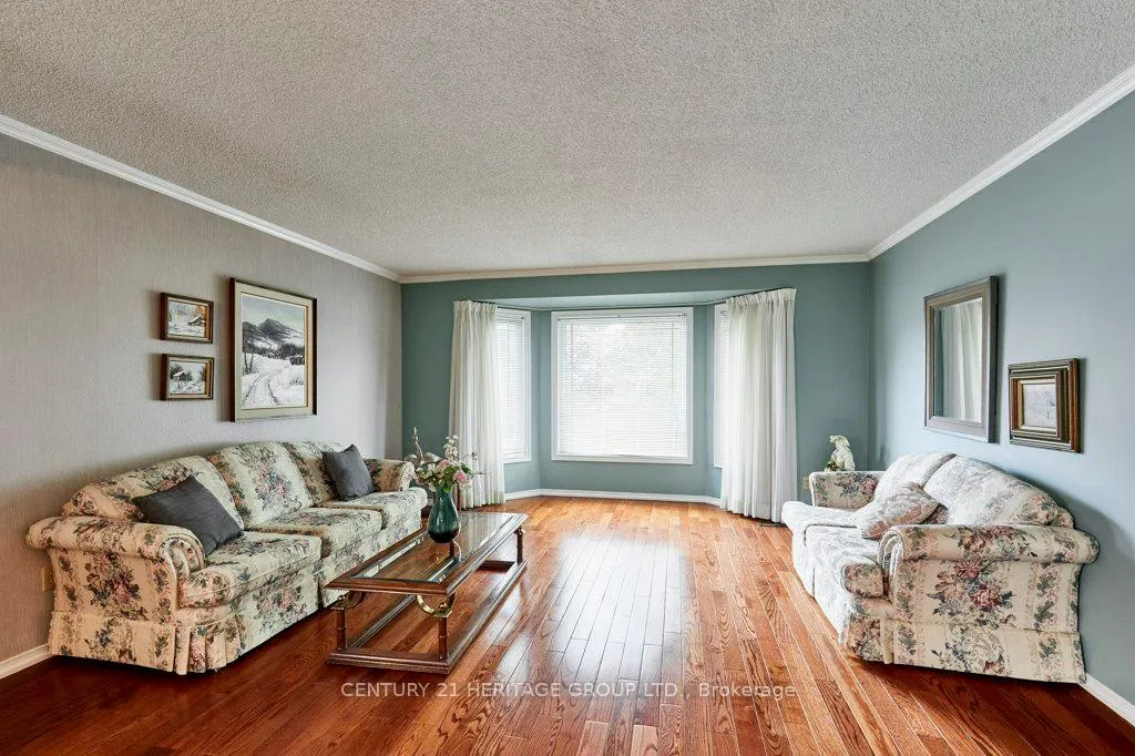 Photo 6 of 16 Concession Street E, Clarington, Bowmanville — HOMEH