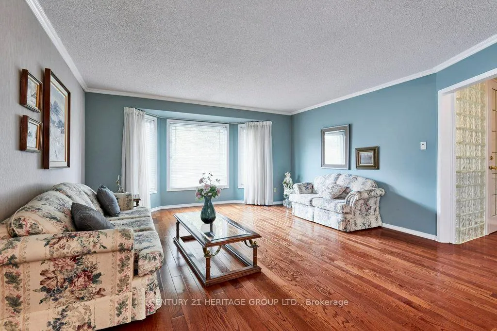 Photo 7 of 16 Concession Street E, Clarington, Bowmanville — HOMEH
