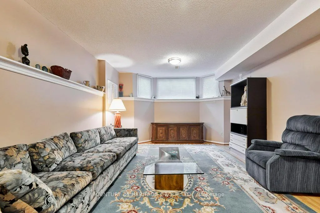Photo 21 of 16 Concession Street E, Clarington, Bowmanville — HOMEH