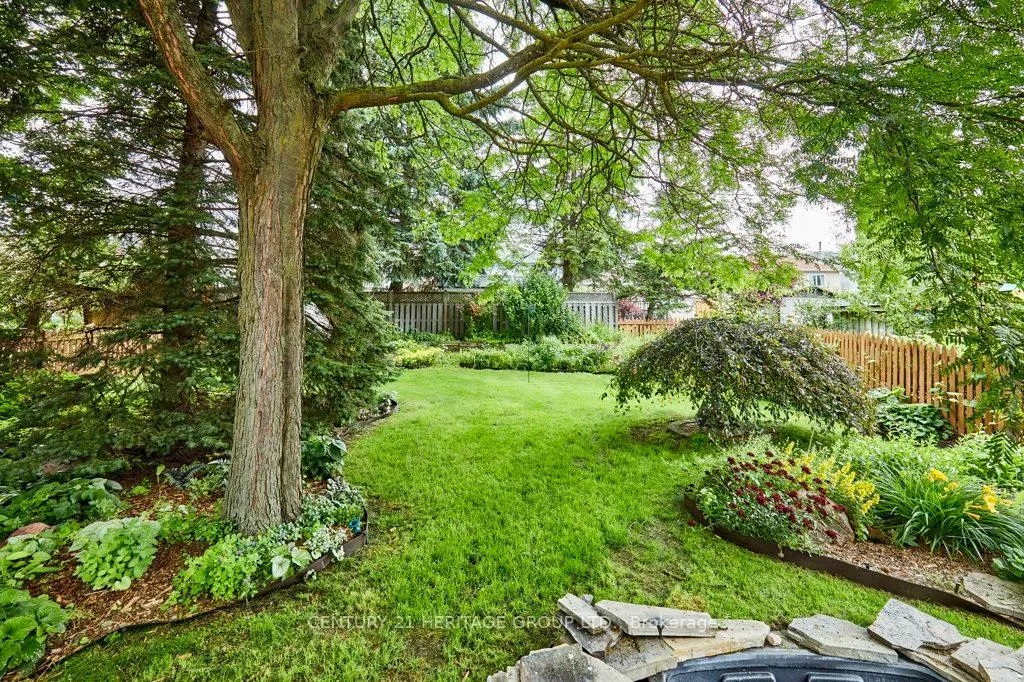 Photo 30 of 16 Concession Street E, Clarington, Bowmanville — HOMEH