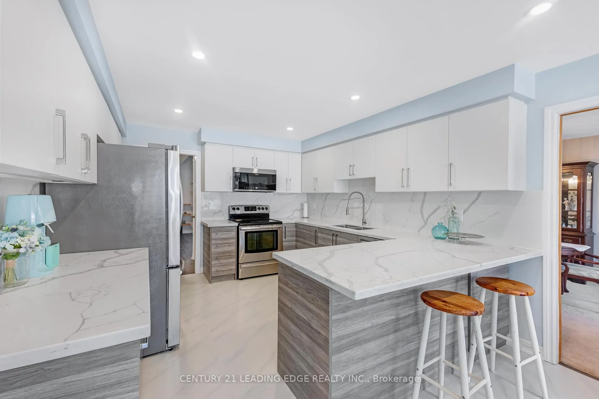 Photo 14 of 22 Havagal Crescent, Markham, Markville — HOMEH