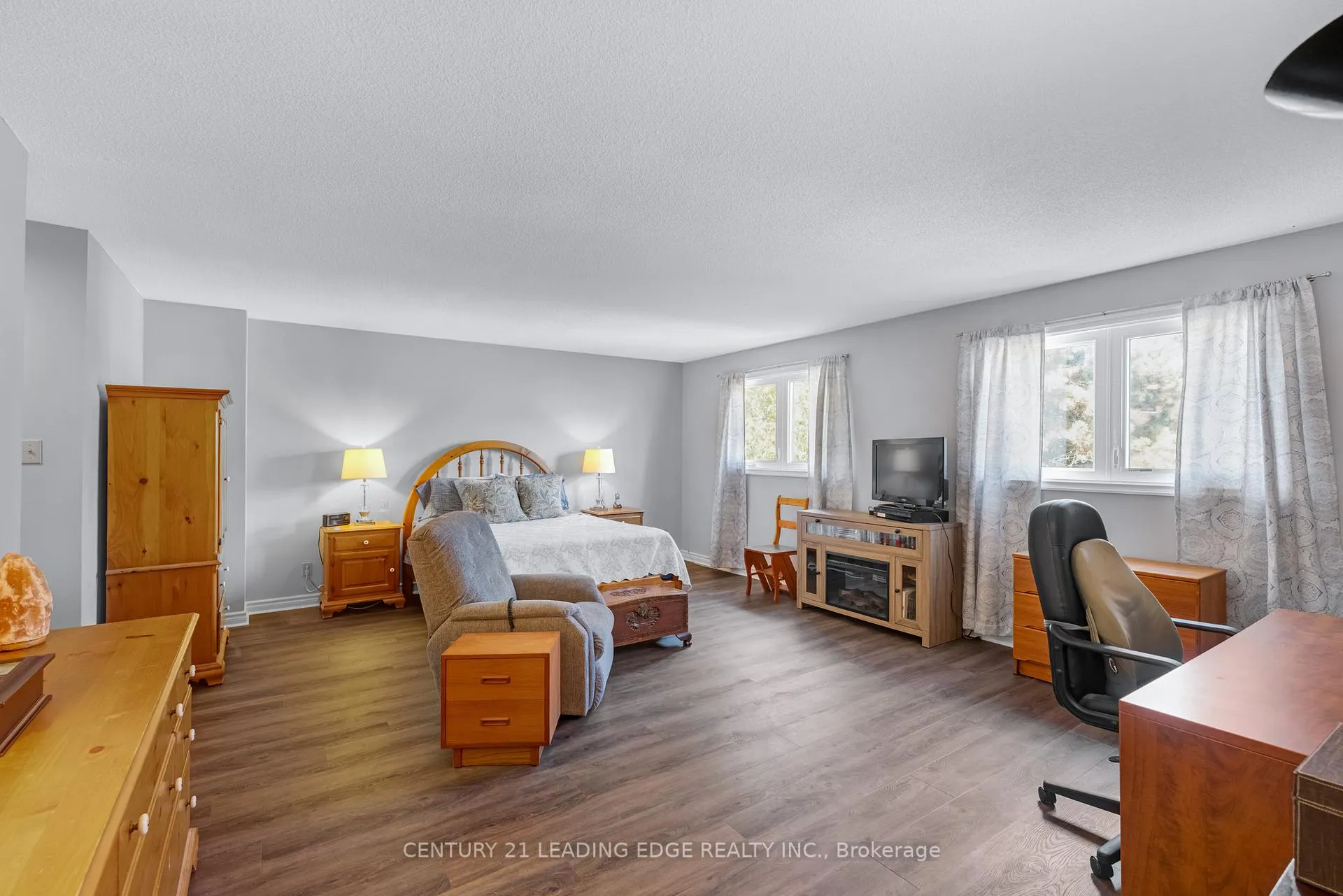 Photo 25 of 22 Havagal Crescent, Markham, Markville — HOMEH