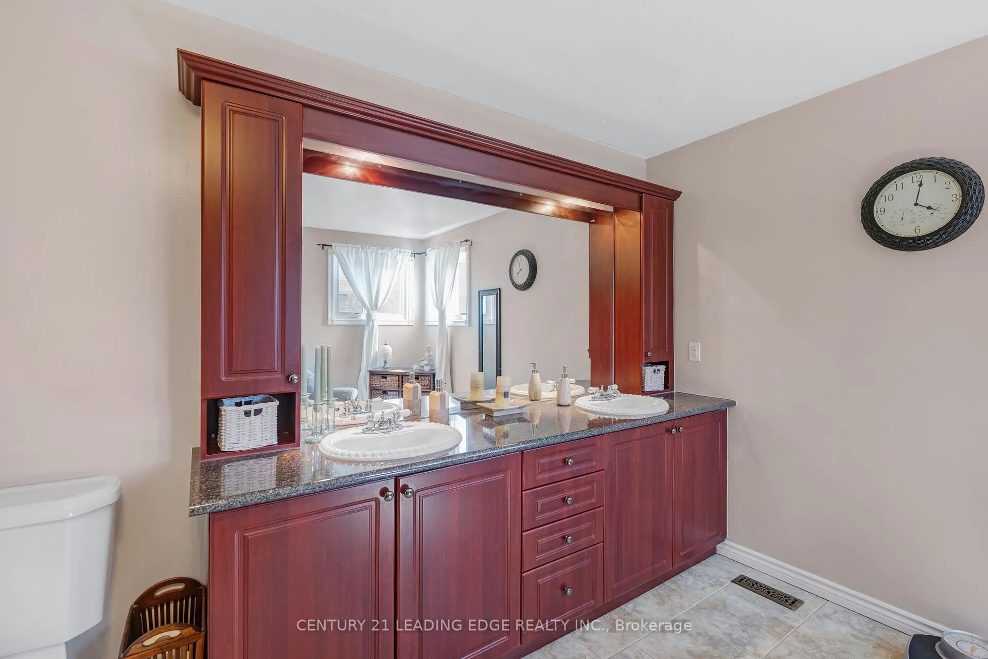 Photo 26 of 22 Havagal Crescent, Markham, Markville — HOMEH