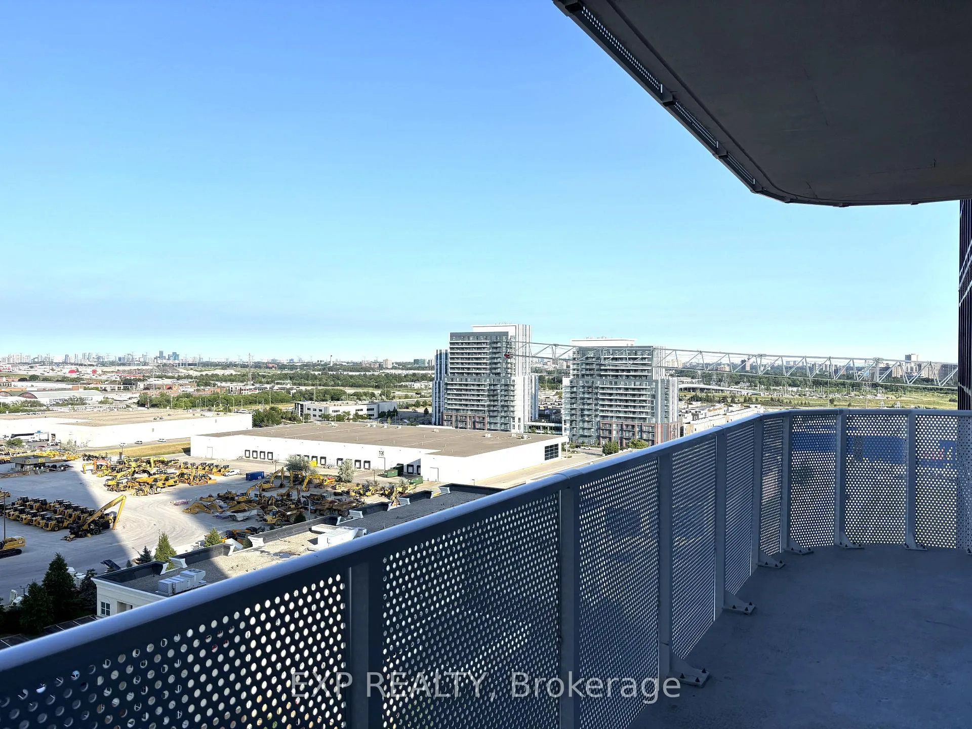 Photo 19 of Unit 1809, 28 Interchange Way, Vaughan, Vaughan Corporate Centre — HOMEH
