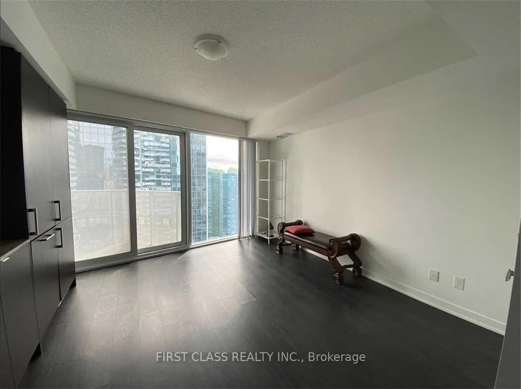 Photo 3 of Unit 3308, 100 Harbour Street, Toronto, Waterfront Communities — HOMEH