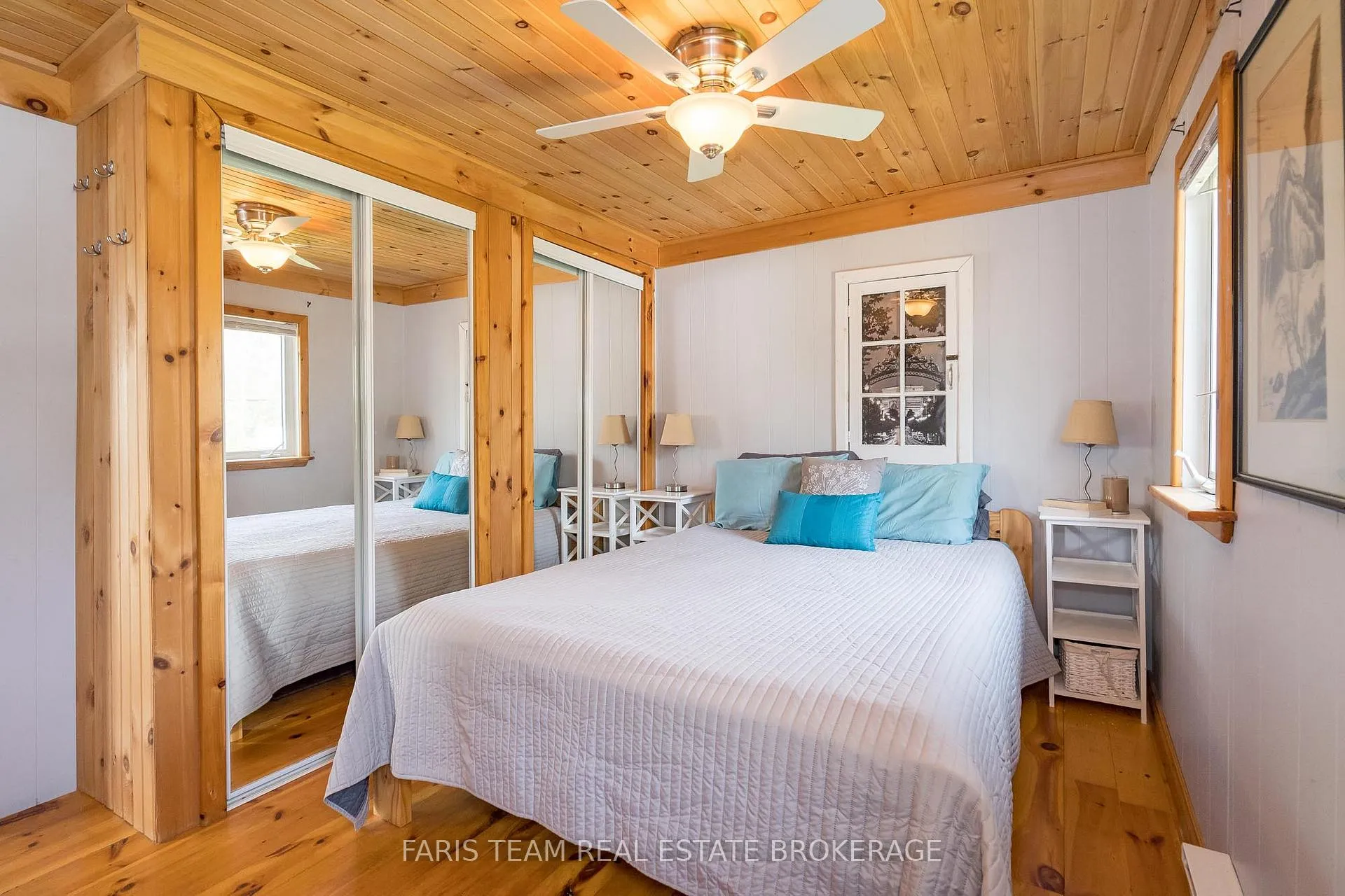 Photo 11 of 5632 Penetanguishene Road, Springwater, Elmvale — HOMEH