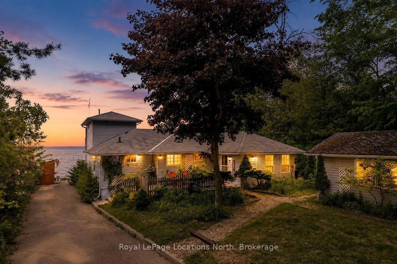 Photo 2 of 2222 Shore Lane, Wasaga Beach — HOMEH