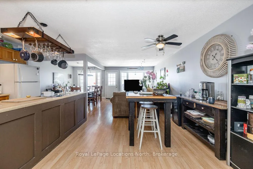Photo 13 of 2222 Shore Lane, Wasaga Beach — HOMEH