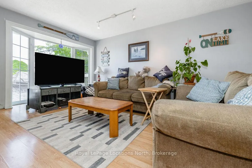 Photo 18 of 2222 Shore Lane, Wasaga Beach — HOMEH