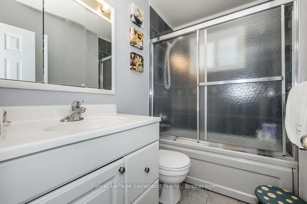 Photo 23 of 2222 Shore Lane, Wasaga Beach — HOMEH