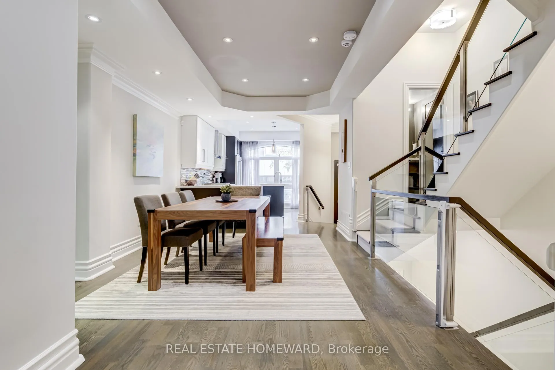 Photo 3 of 15C Alcorn Avenue, Toronto, Yonge-St. Clair — HOMEH