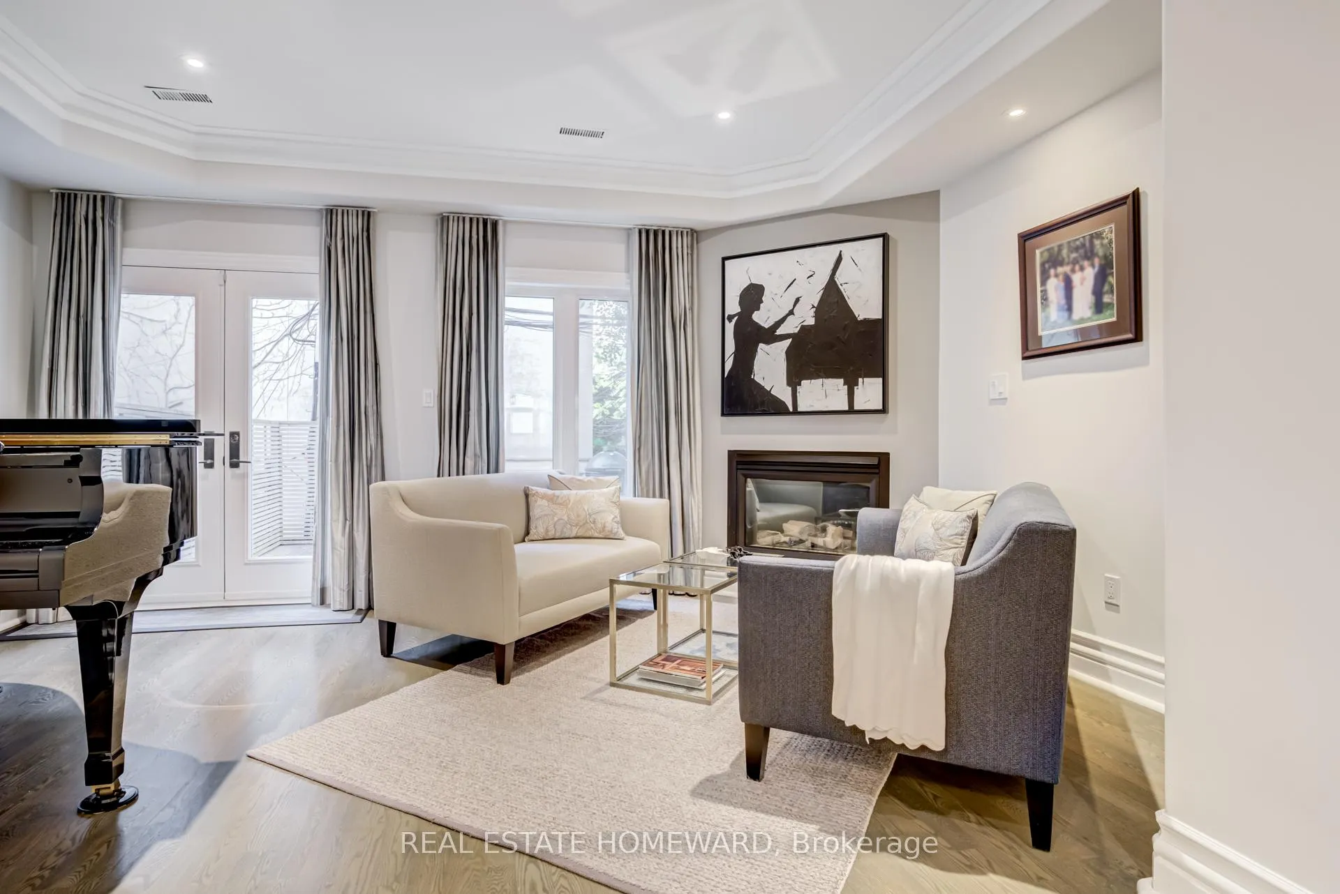 Photo 5 of 15C Alcorn Avenue, Toronto, Yonge-St. Clair — HOMEH