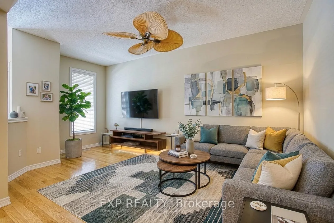Photo 4 of 25 Hartland Road, Hamilton, Winona Park — HOMEH