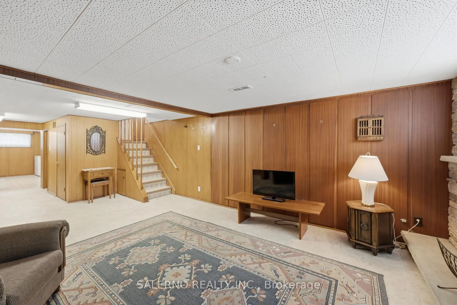 Photo 28 of 106 Whitburn Crescent, North York, Downsview-Roding-CFB — HOMEH