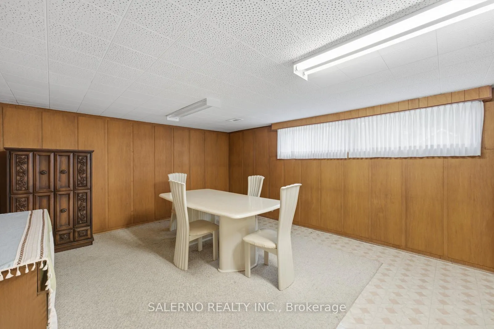 Photo 29 of 106 Whitburn Crescent, North York, Downsview-Roding-CFB — HOMEH