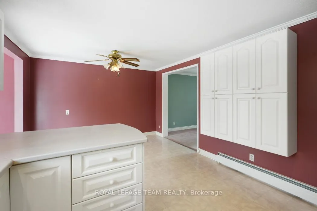 Photo 13 of 15 Overlake Drive, Ottawa, Borden Farm/Stewart Farm/Carleton Heights/Parkwood Hills — HOMEH