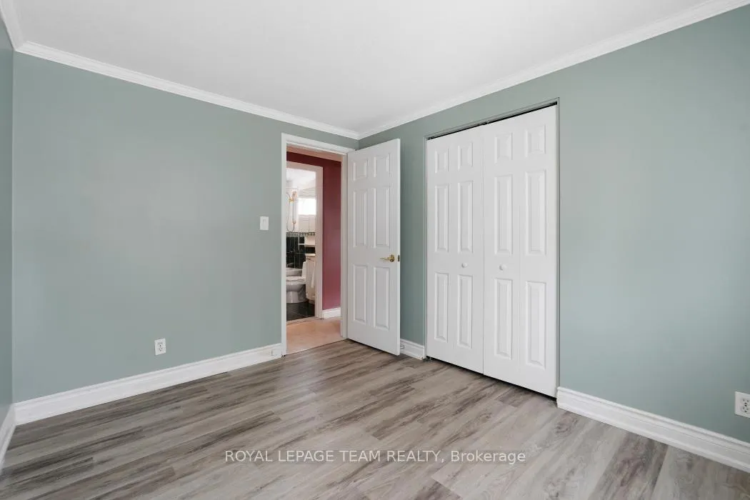 Photo 20 of 15 Overlake Drive, Ottawa, Borden Farm/Stewart Farm/Carleton Heights/Parkwood Hills — HOMEH