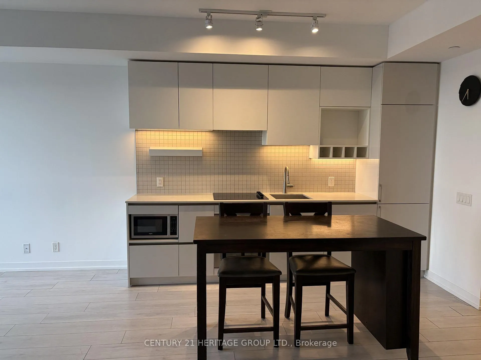 Photo 4 of Unit 6001, 5 Buttermill Avenue, Vaughan, Vaughan Corporate Centre — HOMEH