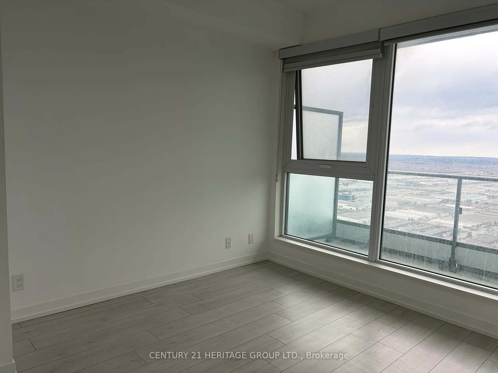 Photo 10 of Unit 6001, 5 Buttermill Avenue, Vaughan, Vaughan Corporate Centre — HOMEH