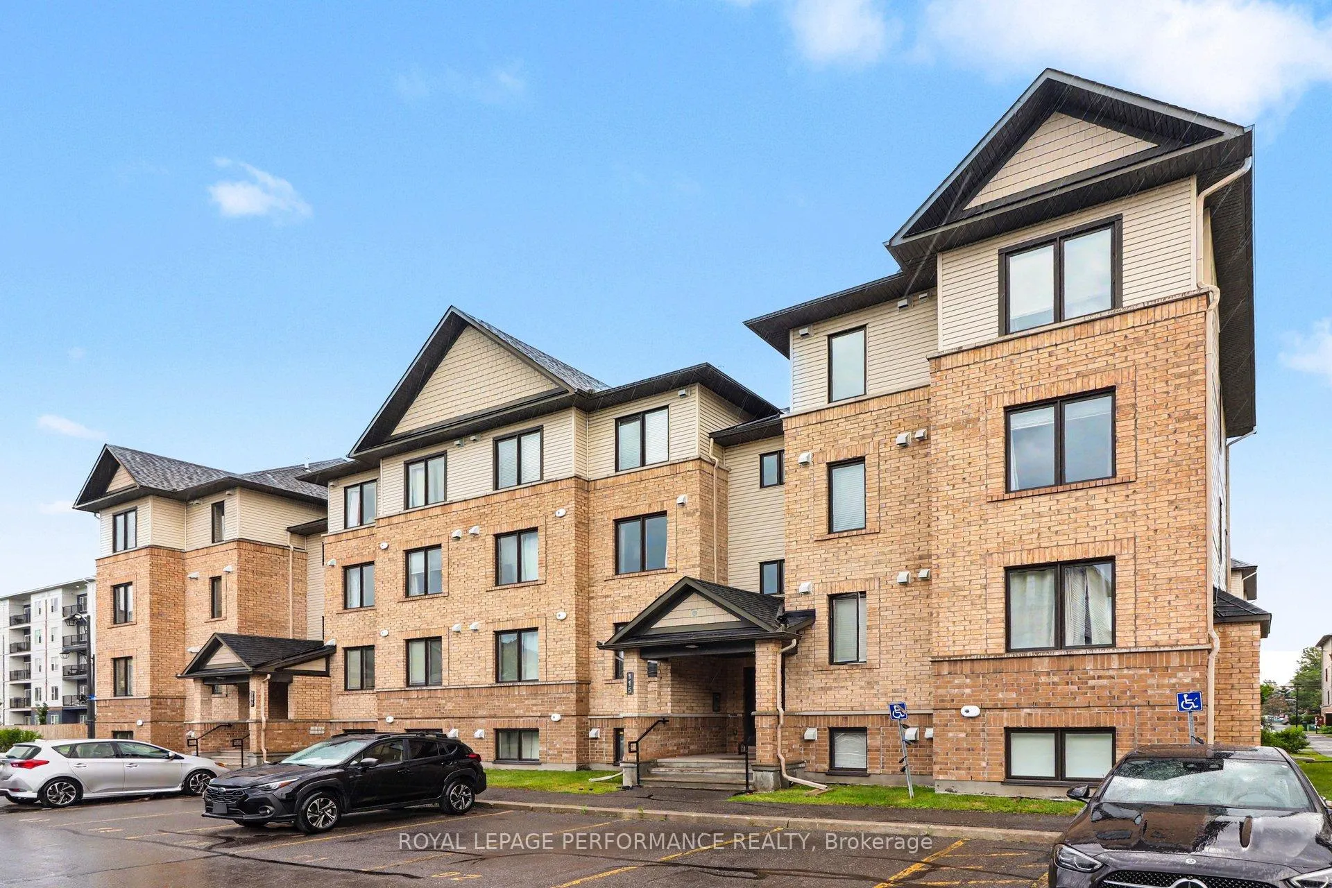 Photo 28 of Unit 3, 115 Bluestone Private, Ottawa, Avalon West — HOMEH