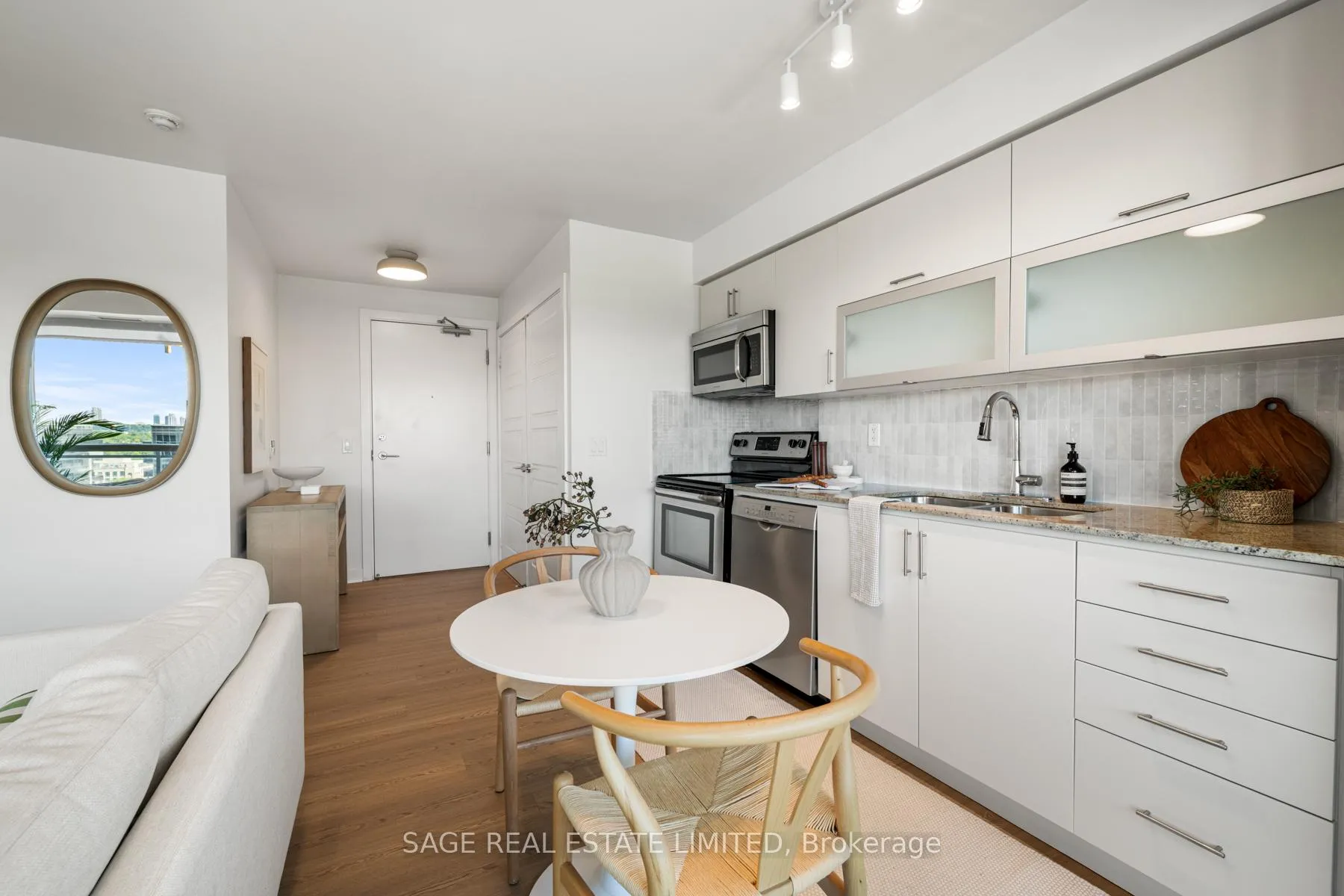 Photo 12 of Unit 1608, 100 Western Battery Road, Toronto, Niagara — HOMEH