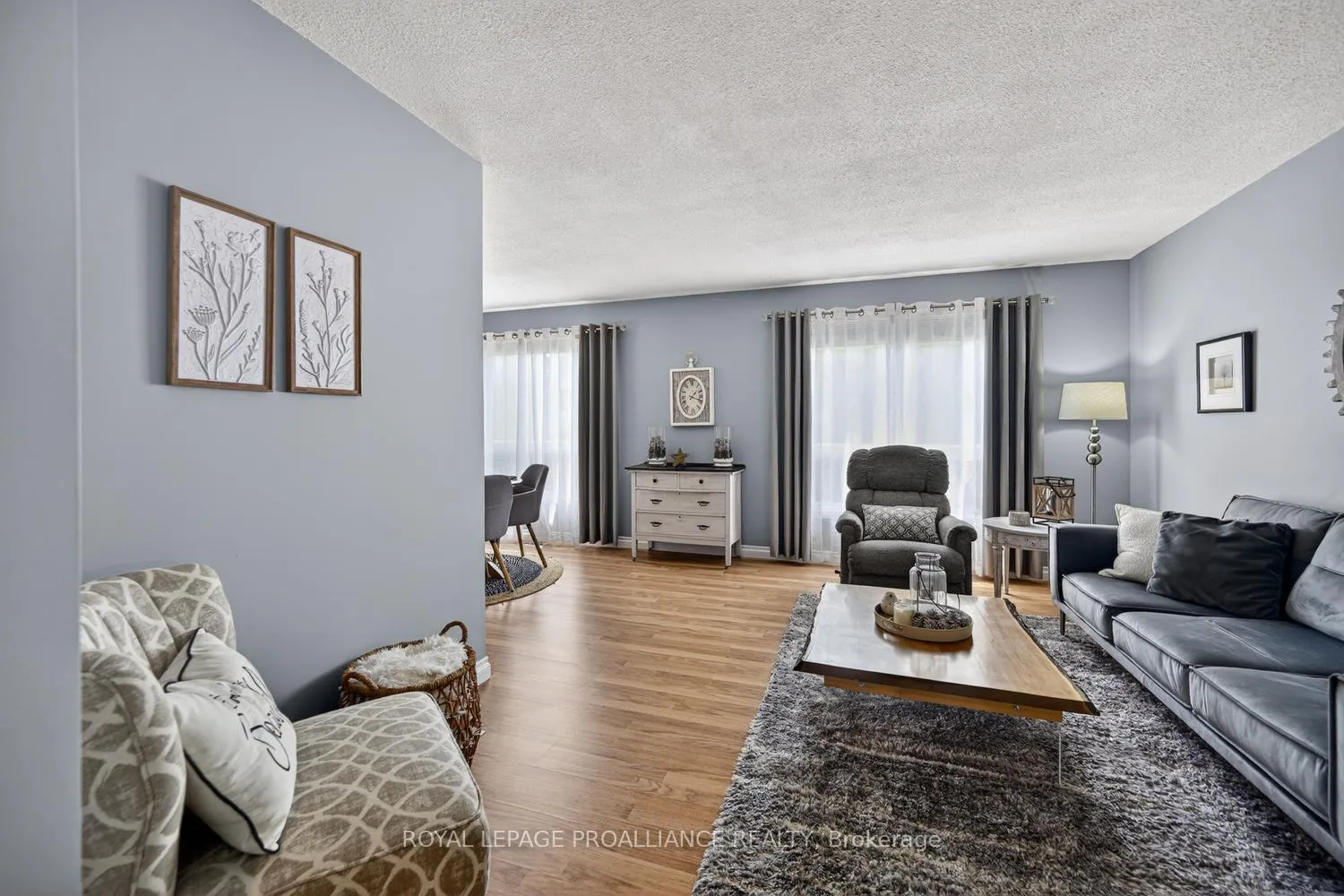 Photo 9 of 57 Cambridge Crescent, Brockville, Brockville — HOMEH