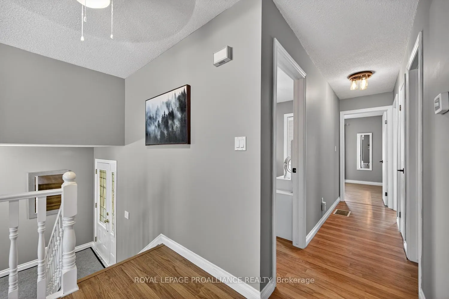 Photo 16 of 57 Cambridge Crescent, Brockville, Brockville — HOMEH