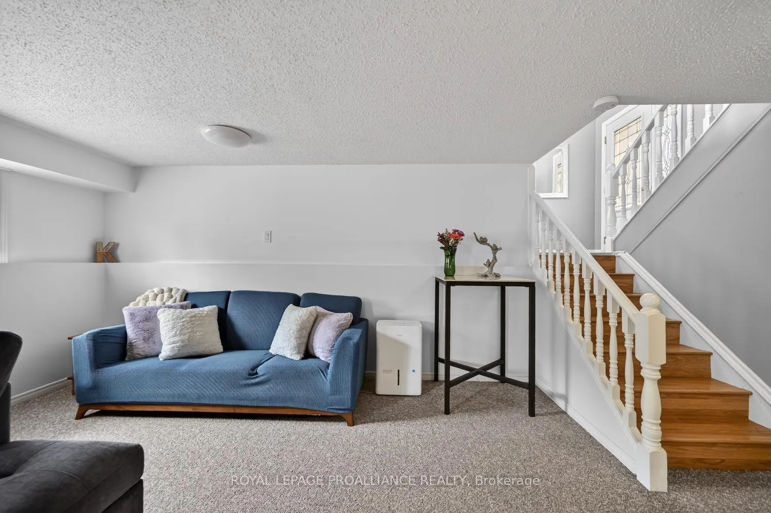 Photo 23 of 57 Cambridge Crescent, Brockville, Brockville — HOMEH