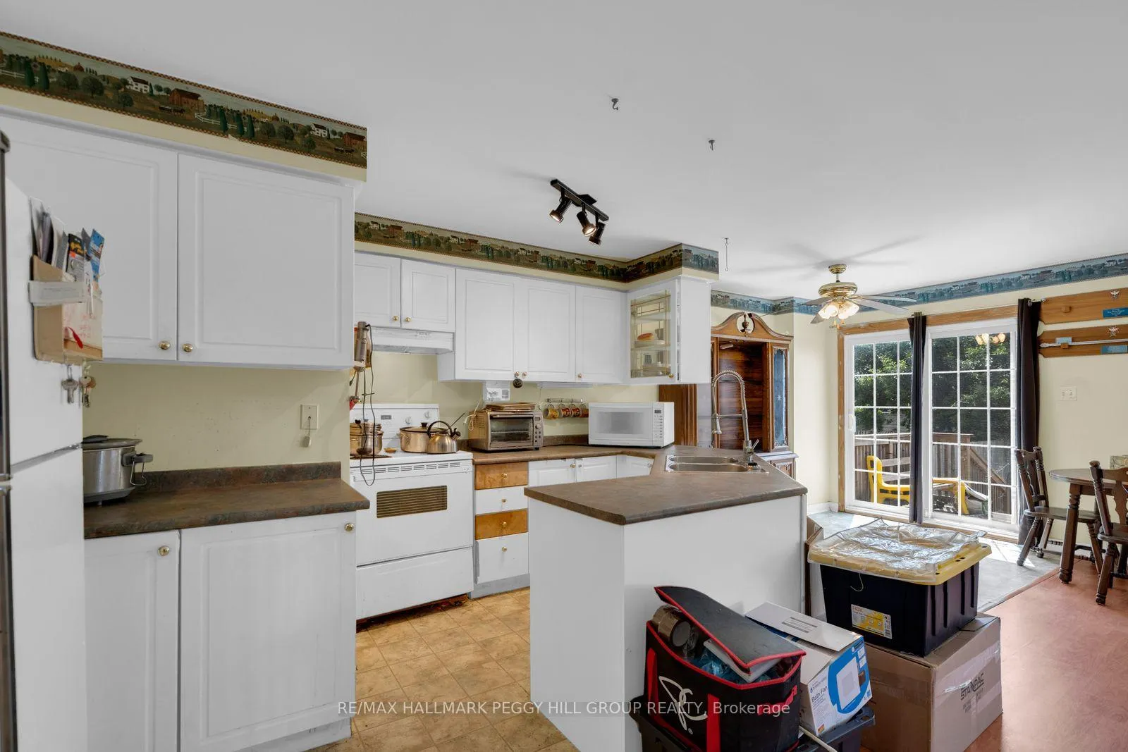 Photo 3 of 46 Henderson Crescent, New Tecumseth, Alliston — HOMEH