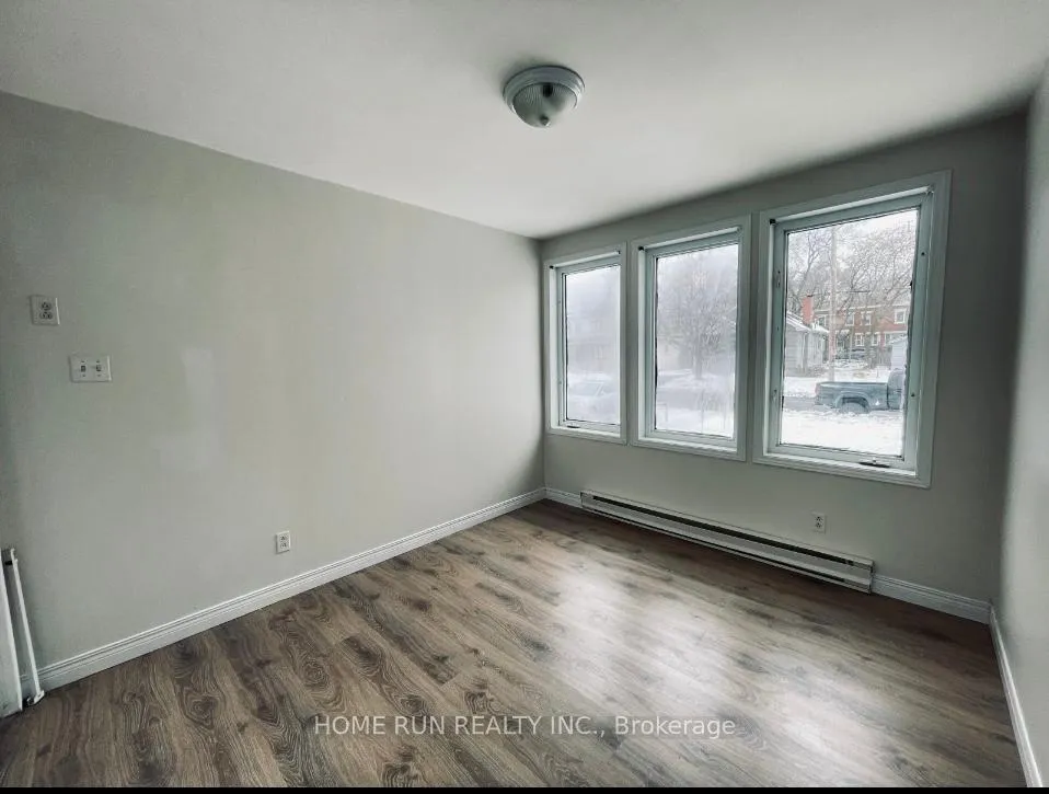 Photo 29 of 378 Enfield Avenue, Ottawa, Vanier — HOMEH