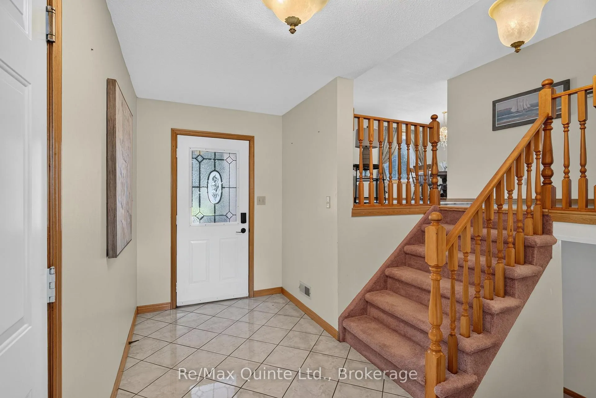 Photo 3 of 83 Parkview Heights, Quinte West, Trenton Ward — HOMEH