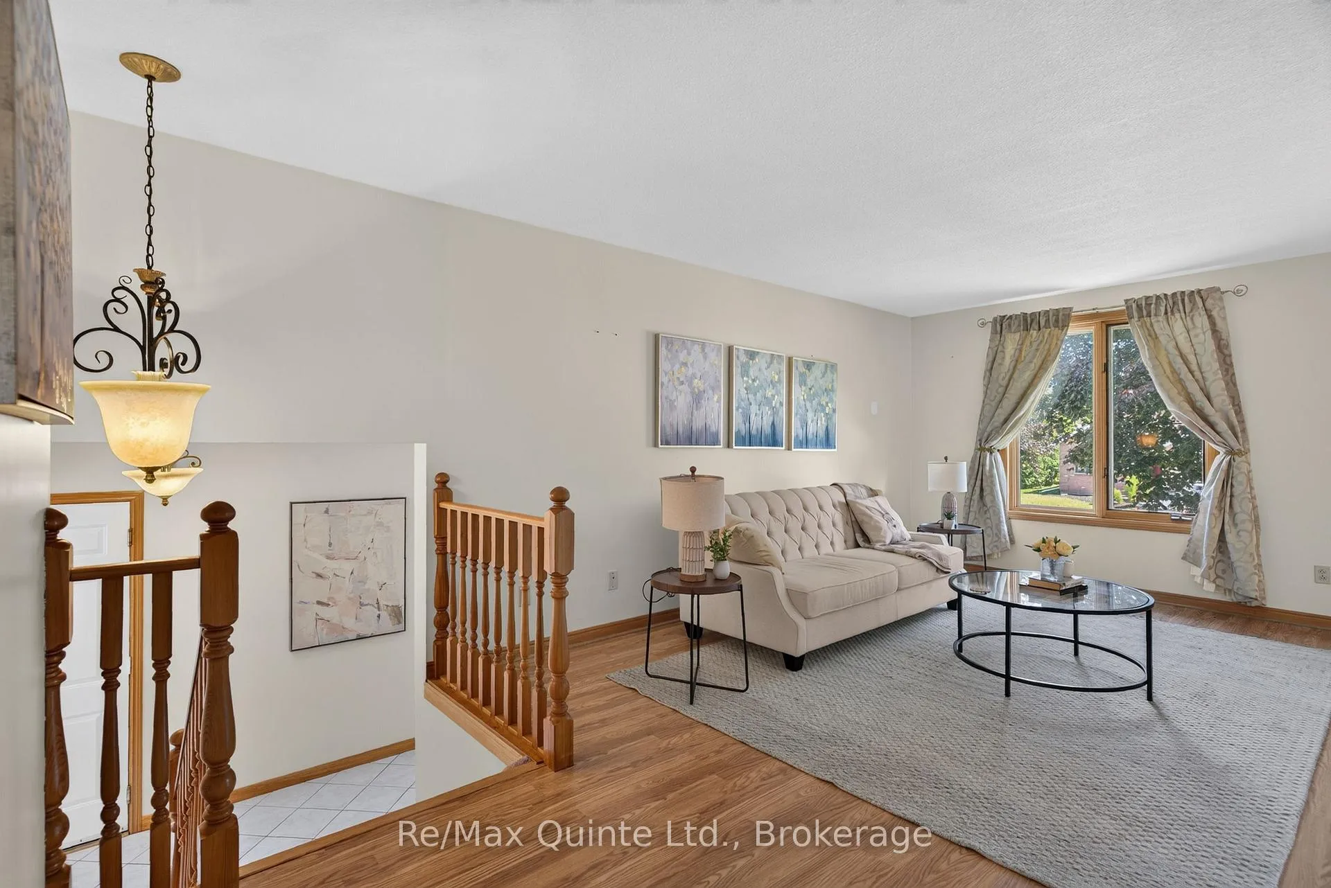 Photo 4 of 83 Parkview Heights, Quinte West, Trenton Ward — HOMEH