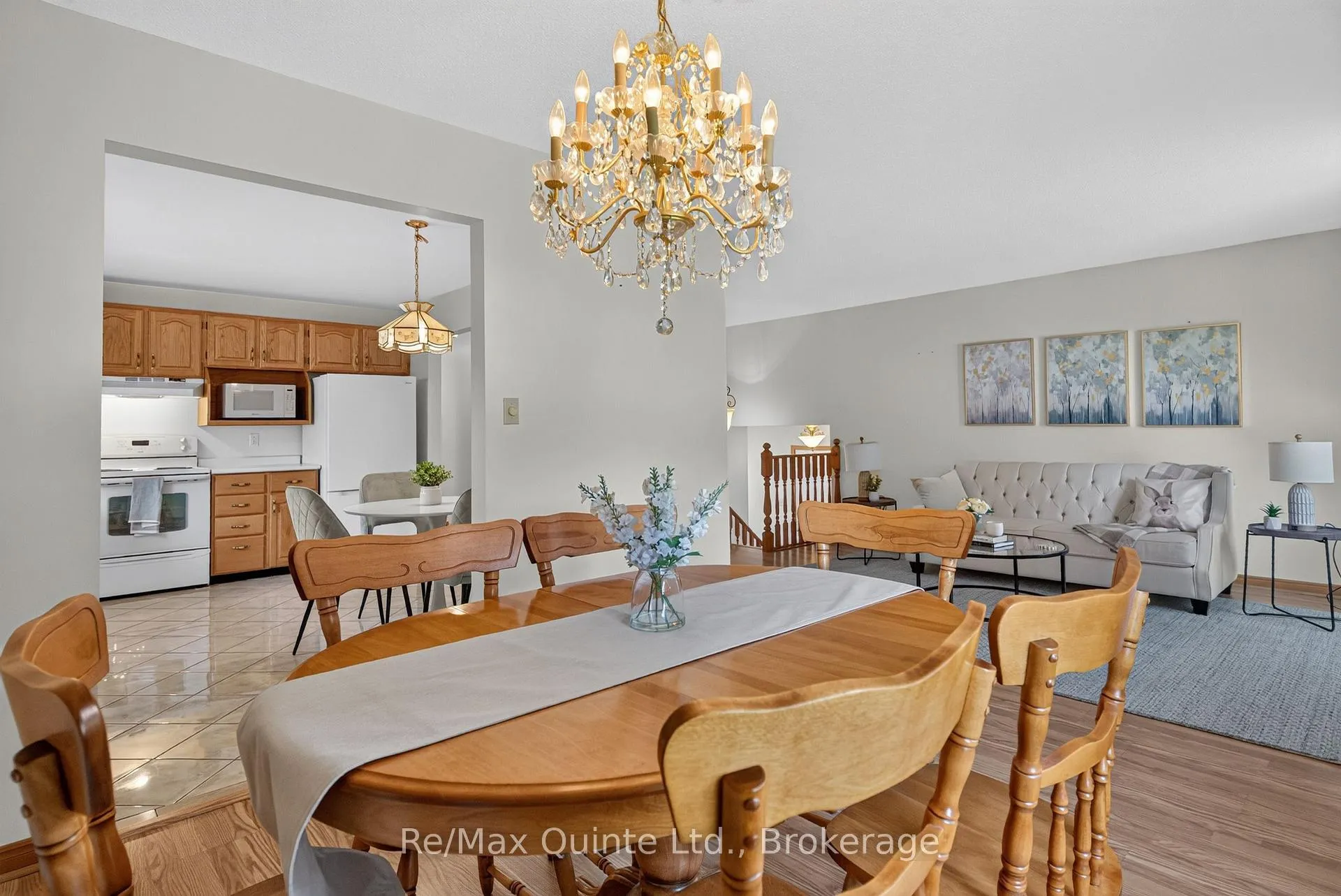Photo 9 of 83 Parkview Heights, Quinte West, Trenton Ward — HOMEH