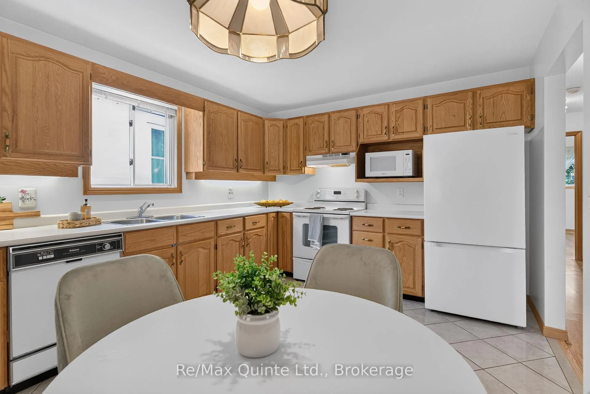 Photo 12 of 83 Parkview Heights, Quinte West, Trenton Ward — HOMEH
