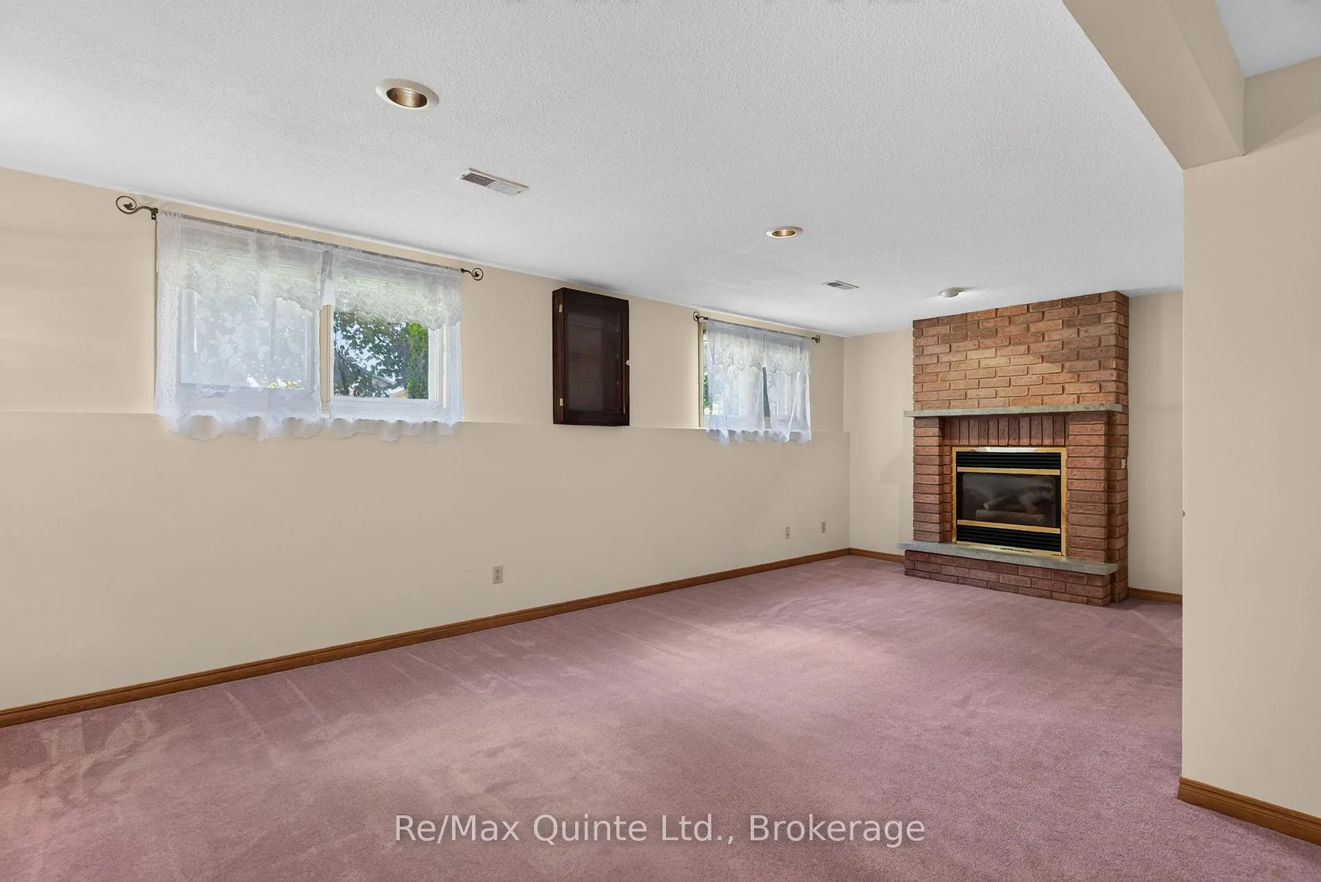 Photo 20 of 83 Parkview Heights, Quinte West, Trenton Ward — HOMEH