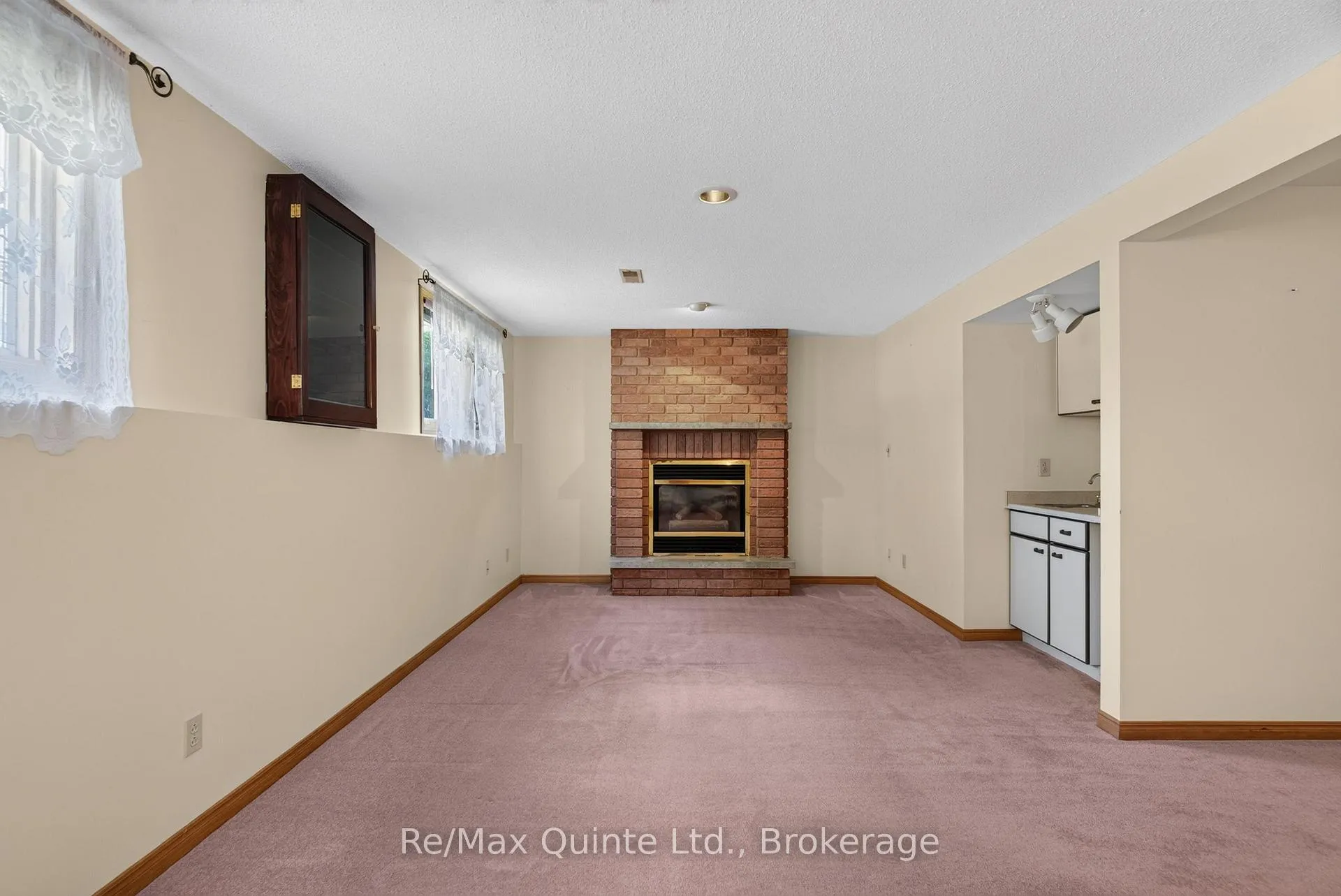 Photo 21 of 83 Parkview Heights, Quinte West, Trenton Ward — HOMEH