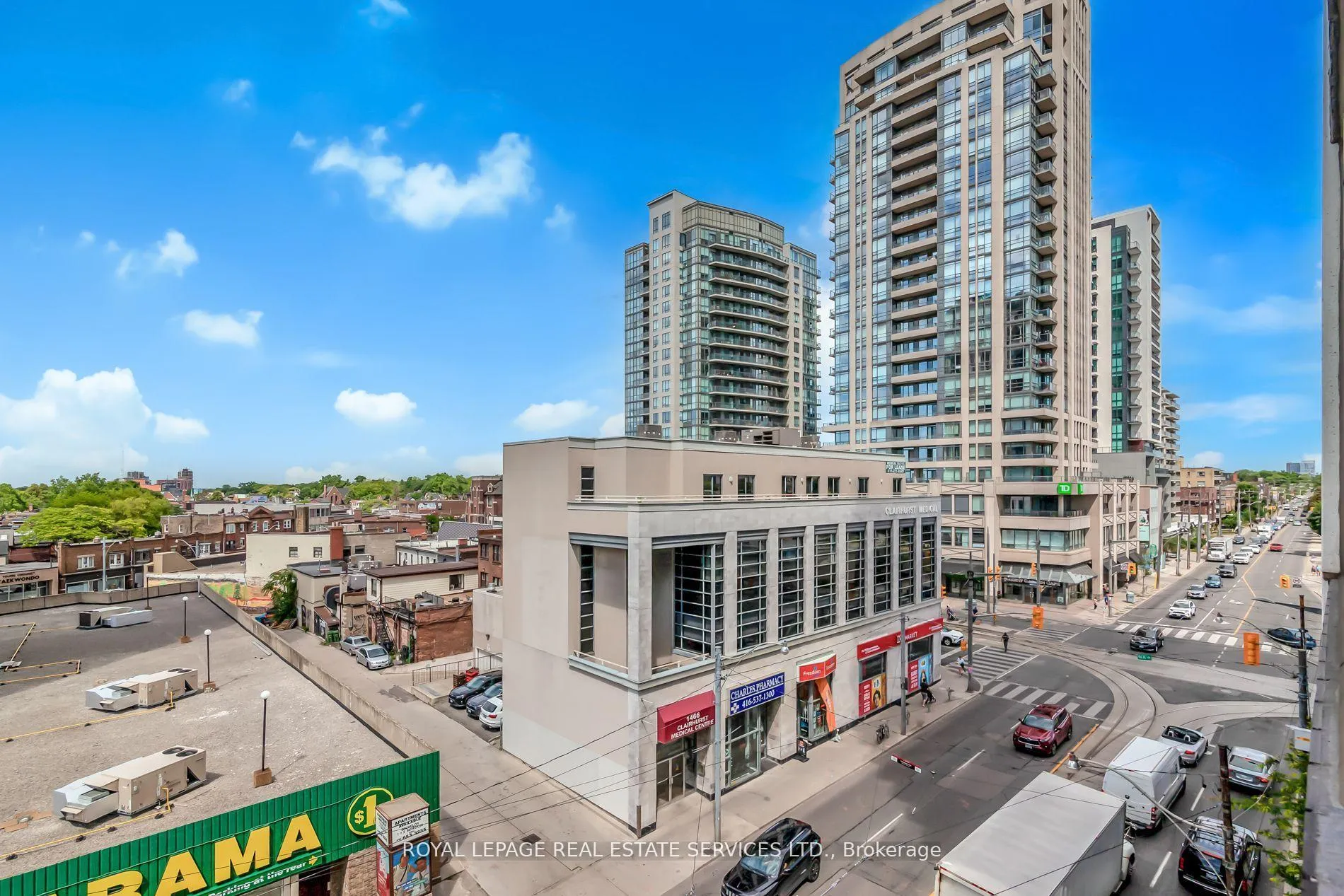 Photo 14 of Unit 418, 501 St Clair Avenue, Toronto, Casa Loma — HOMEH